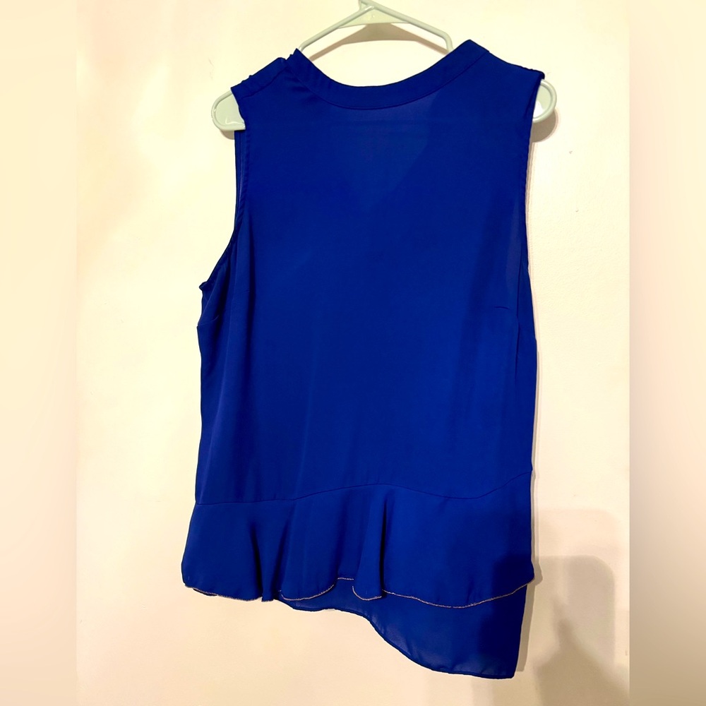 Apt 9 royal blue shell with golden beeding at the hem, size XL